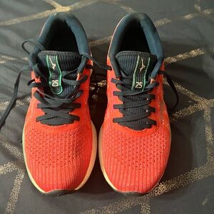 Mizuno Wave Rider 25 Running Shoes